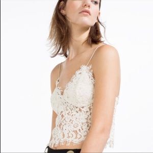 ZARA LACE CROP TOP • M